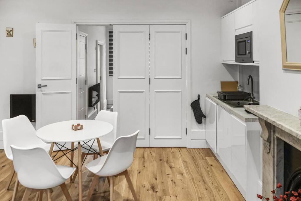 Bright And Spacious 1-Bdr Flat W/ Free Parking Reading Eksteriør billede