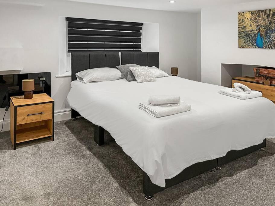 Bright And Spacious 1-Bdr Flat W/ Free Parking Reading Eksteriør billede